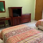 Puri Sawo Manila