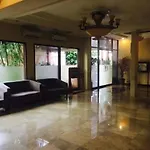 Hotel Menteng 2