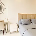Gold Coast Sea View Apartments By Rentrooms