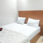 Tebet Glory House Mitra Reddoorz