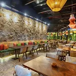 Ashley Tugu Tani Menteng