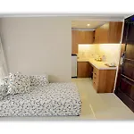 Makati Hotel Depok