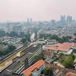 Fancy And Nice Studio Room At Menteng Park Apartment By Travelio