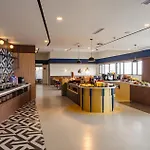 Artotel Hub Simpang Temu Jakarta