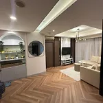 Apartemen Capitol Suites