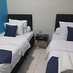 Dyaza Lv Grogol Guest House