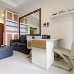 Spacious 2Br Bellezza Apartment By Travelio
