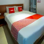 Super Oyo 3109 Point Inn