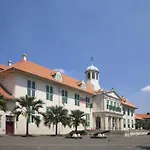 Collection O Mangga Besar Near Lokasari Square Formerly 45 Residence