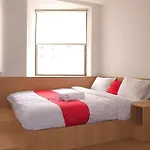 RedDoorz Syariah Plus near Pondok Indah Mall 2