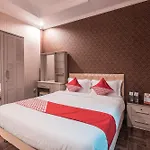 Super Oyo Capital O 371 Kwitang Guest House
