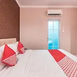 Super Oyo Capital O 371 Kwitang Guest House