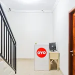 Oyo 1519 Axl Residence