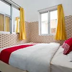 Oyo Life 3284 Pademangan 3 Residence