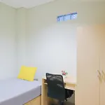 Oyo Life 1830 Mandala Residence