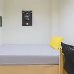 Oyo Life 1830 Mandala Residence