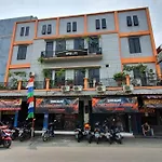 Oyo Life 93129 Kost Mangga