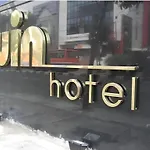 Win Hotel Blok M