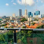 Sewa Apartemen Maqna Residence Meruya Kebon Jeruk Puri Indah Loft