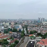 Stunning And Good Location Studio At Menteng Park Apartment By Travelio