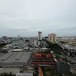 Relaxing Studio Apartment Mangga Dua Residence Near Itc Mall By Travelio