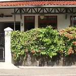 Bed And Breakfast Tomang