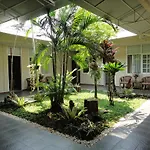 Gondia Guesthouse