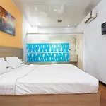 Reddoorz Near Citraland Mall