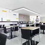 Amaris Hotel Mangga Dua Square