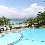 Pulau Ayer Resort & Cottages