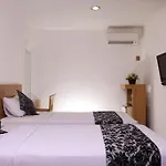 Hotel Prapancha