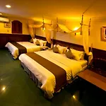 Park Nesia Royal Regal Hotel