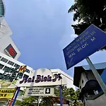 Whiz Hotel Falatehan Jakarta