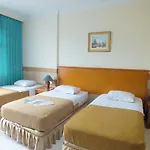 Hotel Puri Kwitang