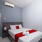 Reddoorz Plus Near Rs Harapan Kita