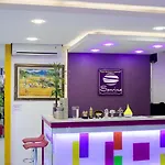 Hotel Sanrina