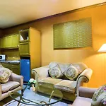 John\'S Pardede International Hotel