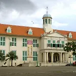 Zen Rooms Bandengan Selatan