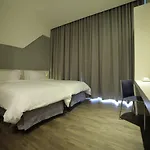 Ozone Hotel Pantai Indah Kapuk