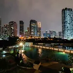 Homey 1Br At The Wave Near Epicentrum Kuningan By Travelio