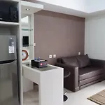 Homey 1Br At The Wave Near Epicentrum Kuningan By Travelio