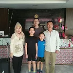 Hotel Mustika Senen