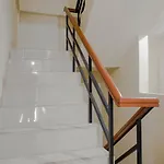 RedDoorz @ Jalan Biak Roxy Jakarta