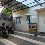 Reddoorz Near Central Park Mall