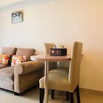 Cozy 1Br Apartment H Residence Near Mt Haryono By Travelio