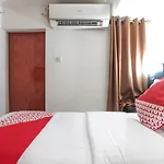 Oyo 161 Dc Hotel Utan Kayu