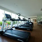 Modern Studio Menteng Park Apartment By Travelio