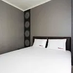 Reddoorz Apartment At Moi Gading