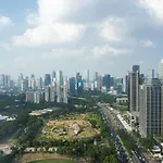 Luxurious 3Br Apartment At Fx Residence Sudirman By Travelio