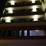 Zuzu Hollywood Hotel